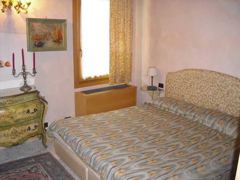 San Simeon Apartments Венеция Экстерьер фото